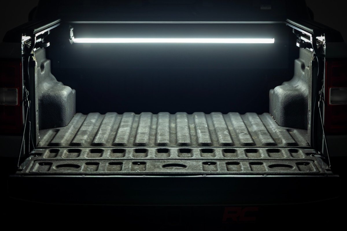 Ford Maverick Powered Retractable Bed Cover - Rough Country - Powered Retractable, 4'6